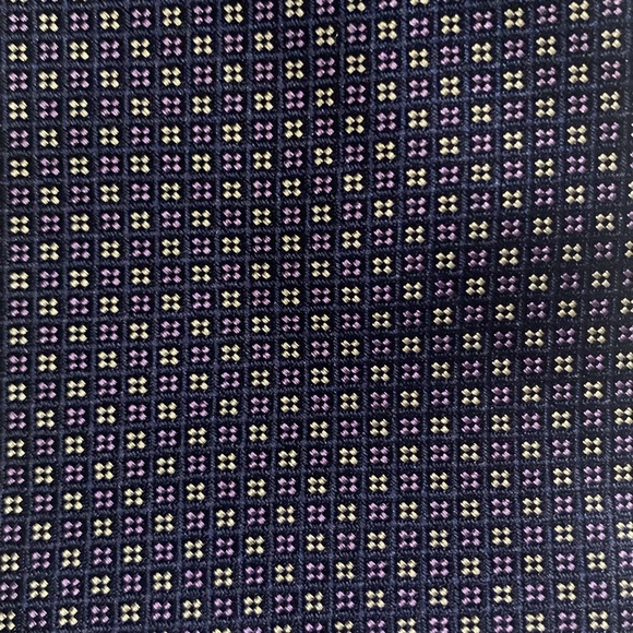 Tommy Hilfiger Navy tie brand new w/ tags - Picture 2 of 5